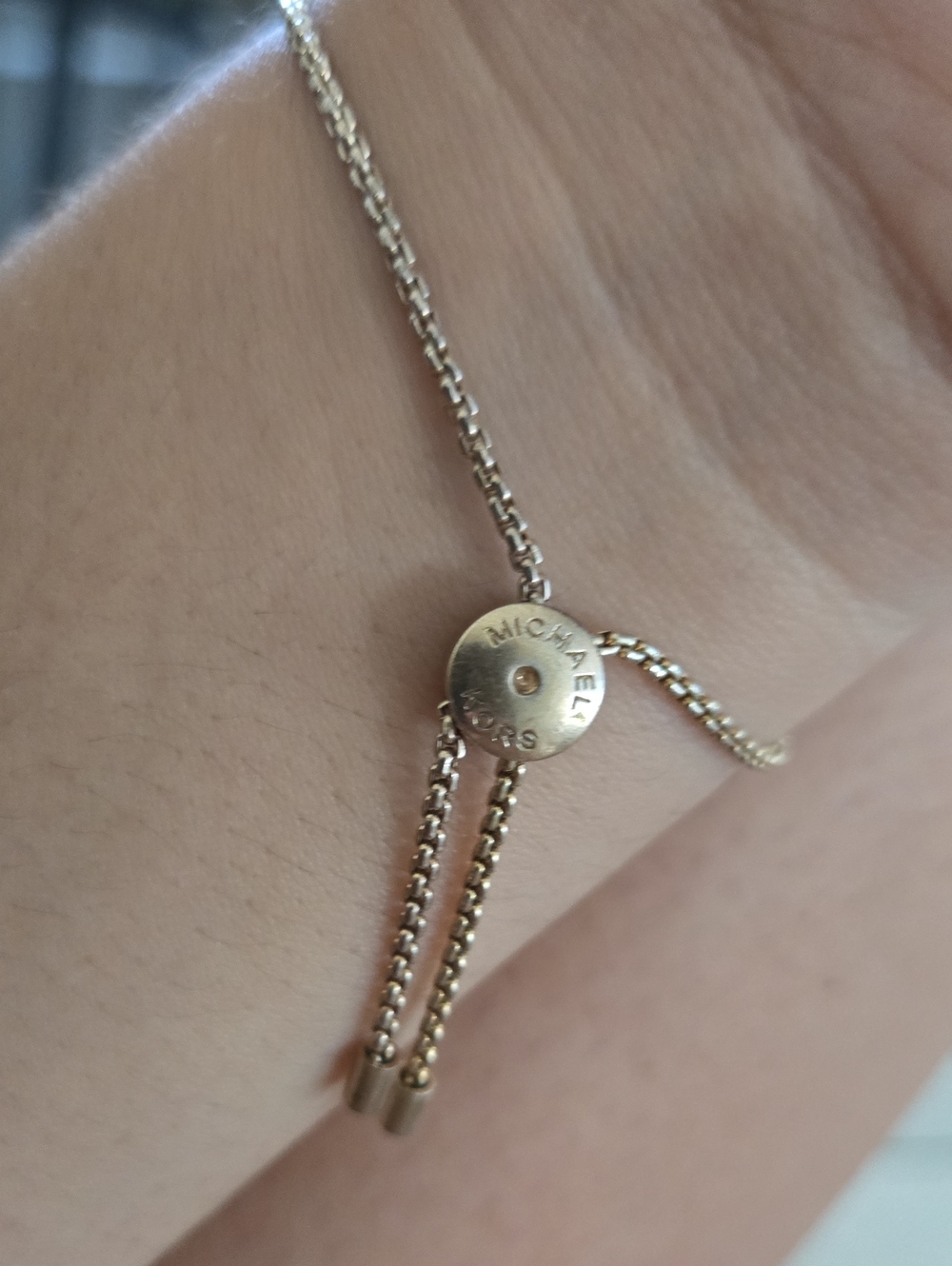 Michael Kors Gold Pavé Circle Logo Bracelet - Picture 2 of 2